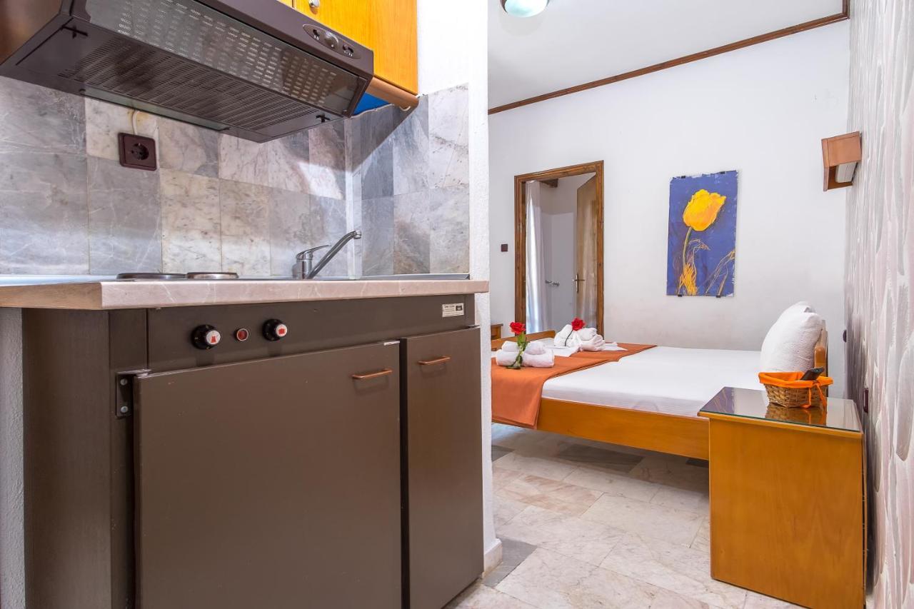 Kostas Studios Skála Marión Exteriör bild